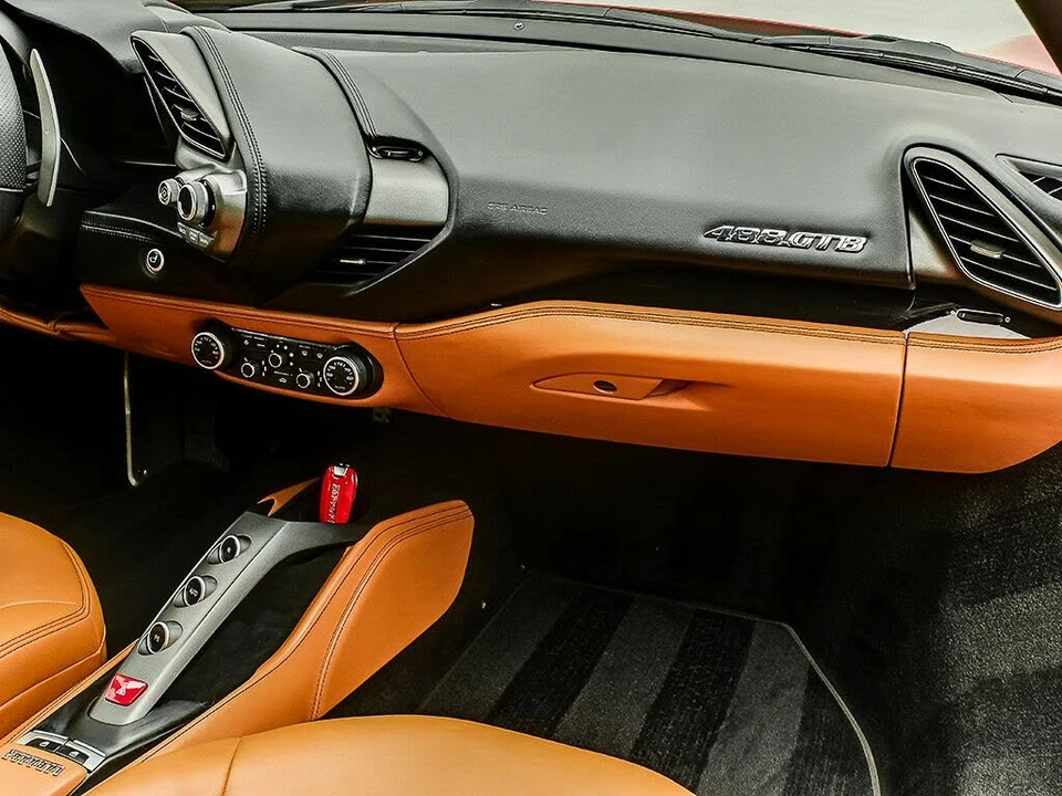 2018 Ferrari 488 GTB - Image 15 of 31