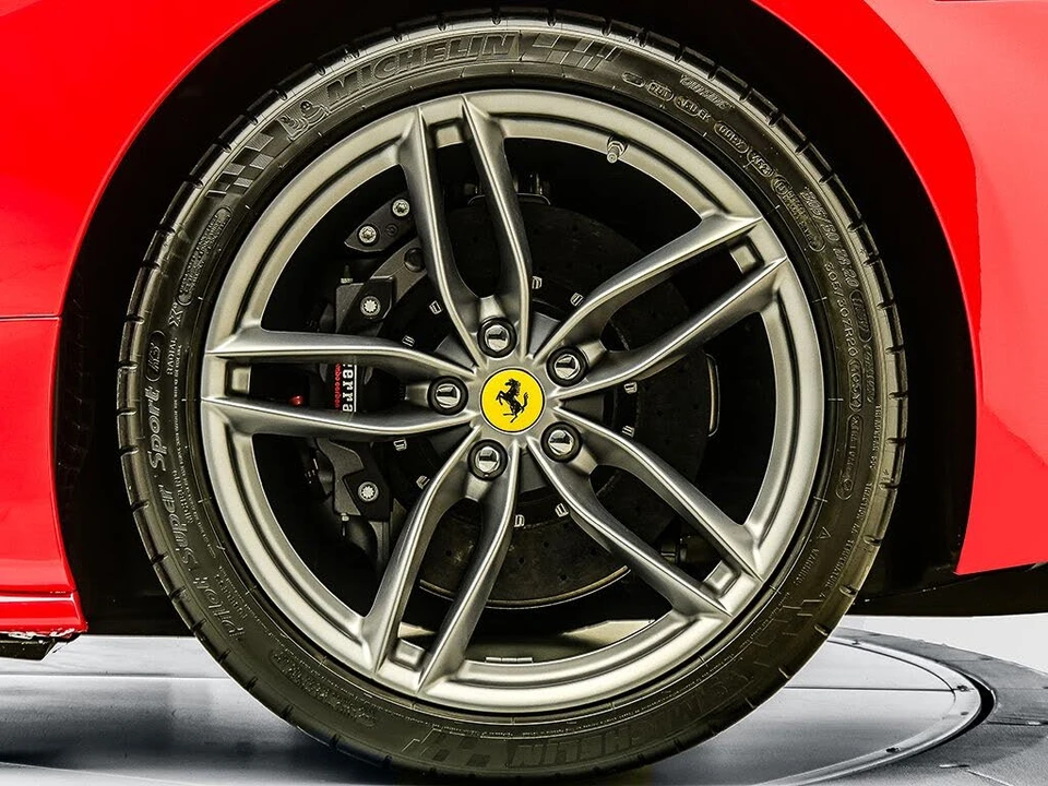 2018 Ferrari 488 GTB - Image 28 of 31