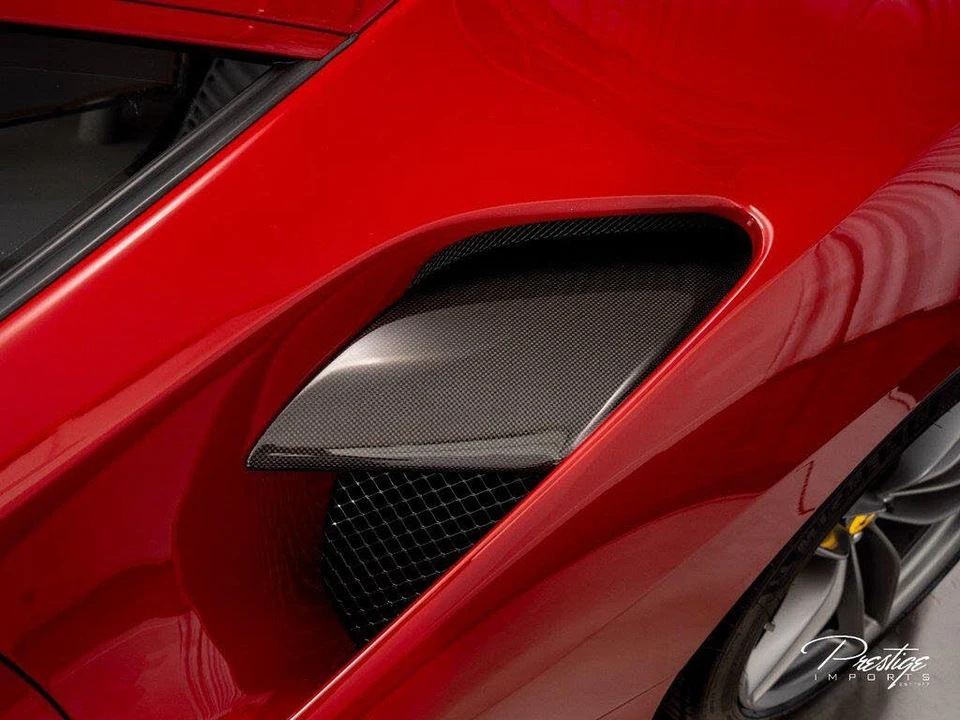 2018 Ferrari 488 GTB - Image 8 of 31