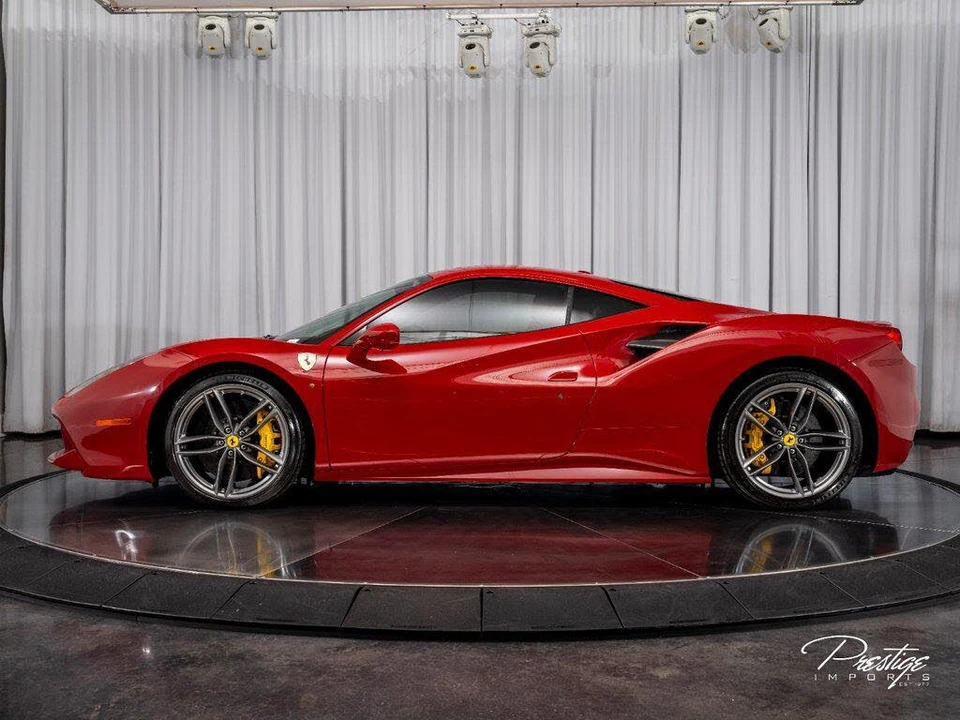 2018 Ferrari 488 GTB - Image 9 of 31
