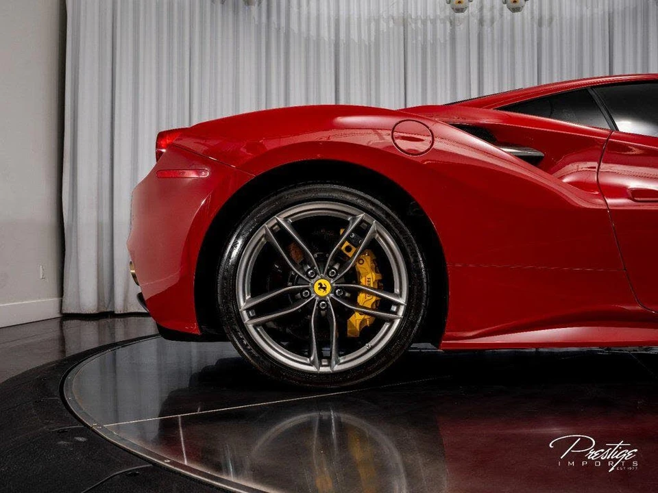 2018 Ferrari 488 GTB - Image 18 of 31