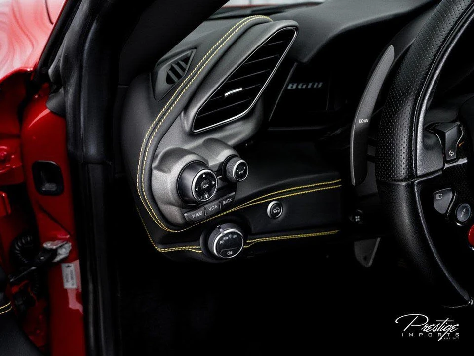 2018 Ferrari 488 GTB - Image 28 of 31
