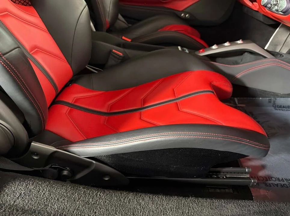 2018 Ferrari 488 GTB - Image 24 of 31