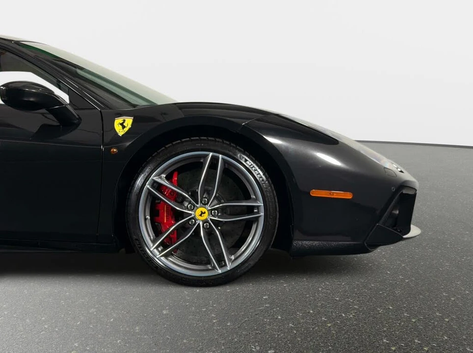 2018 Ferrari 488 GTB - Image 4 of 31