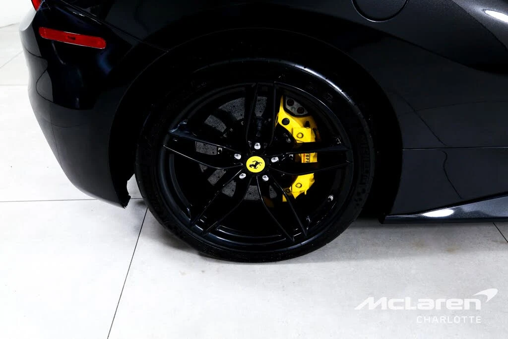 2018 Ferrari 488 GTB - Image 25 of 31