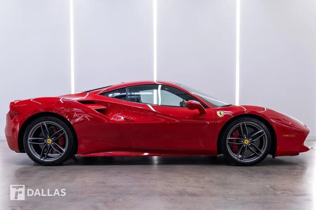 2018 Ferrari 488 GTB - Image 16 of 31