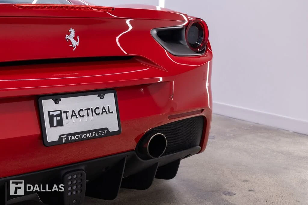 2018 Ferrari 488 GTB - Image 10 of 31