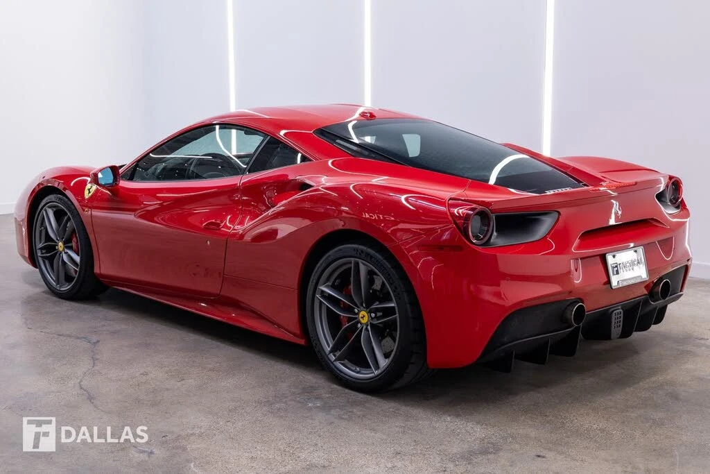 2018 Ferrari 488 GTB - Image 9 of 31