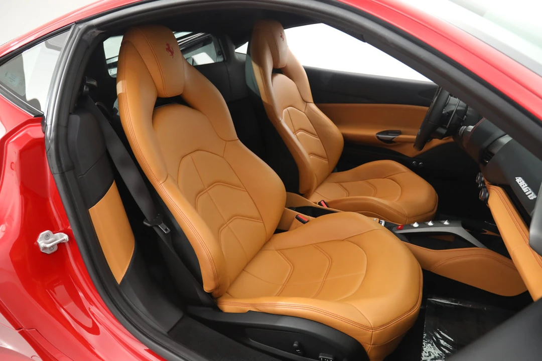 2018 Ferrari 488 GTB - Image 21 of 31