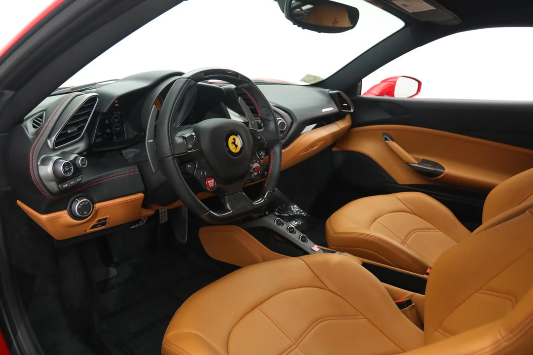 2018 Ferrari 488 GTB - Image 2 of 31