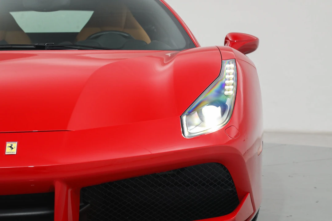 2018 Ferrari 488 GTB - Image 14 of 31
