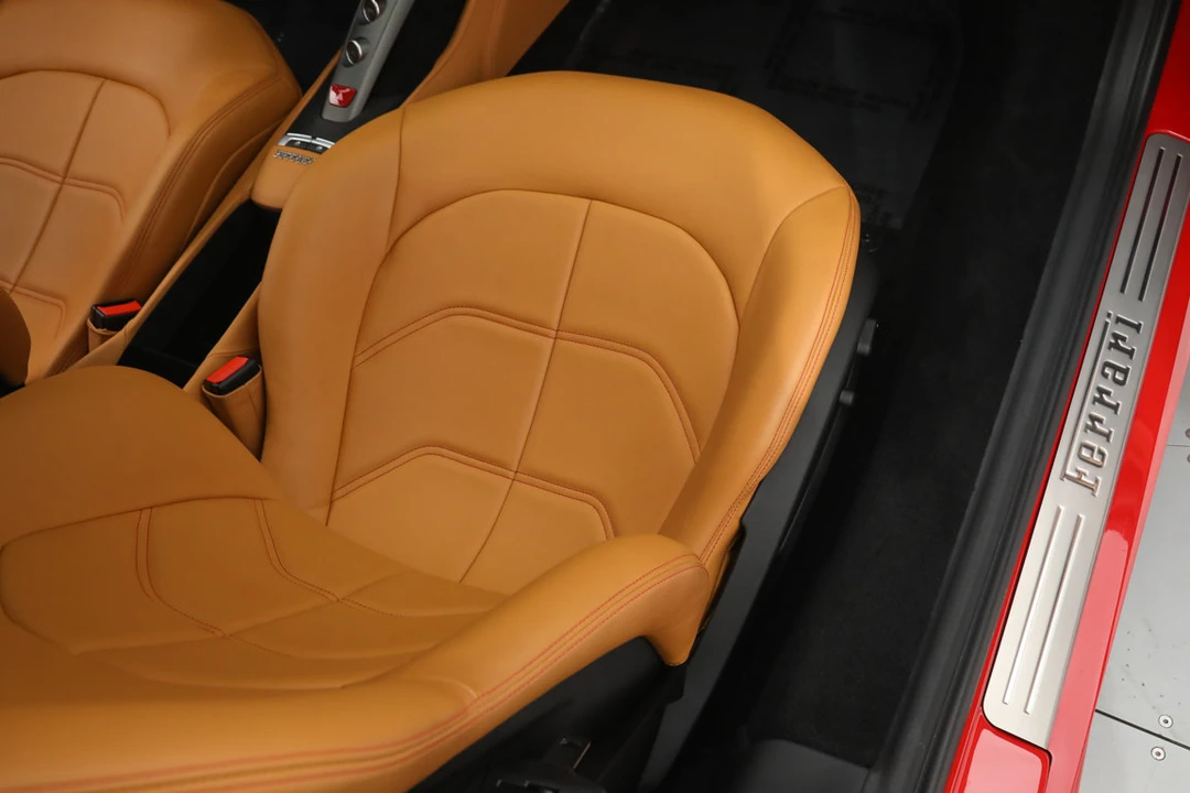 2018 Ferrari 488 GTB - Image 22 of 31