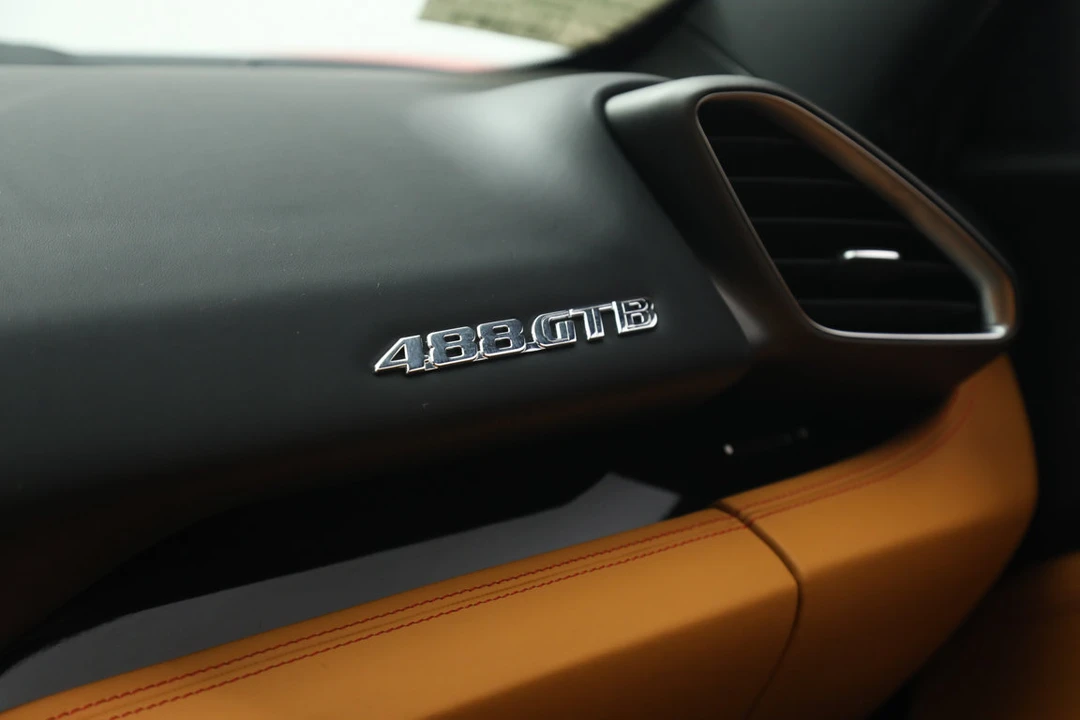 2018 Ferrari 488 GTB - Image 30 of 31