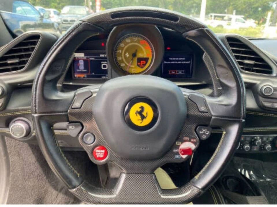 2018 Ferrari 488 GTB - Image 8 of 10