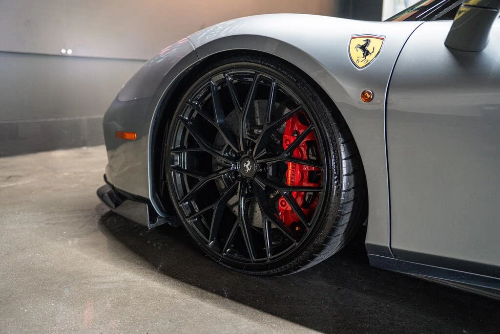 2018 Ferrari 488 GTB - Image 17 of 23