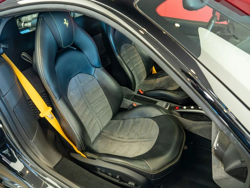 2018 Ferrari 488 GTB - Image 19 of 26