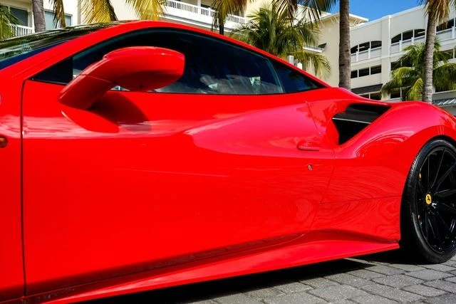 2018 Ferrari 488 GTB - Image 11 of 31