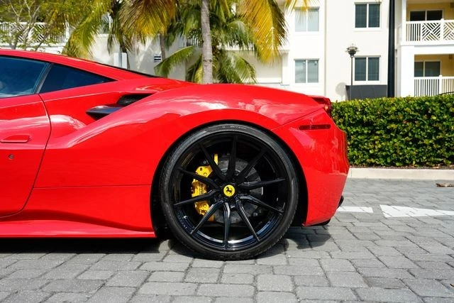 2018 Ferrari 488 GTB - Image 16 of 21