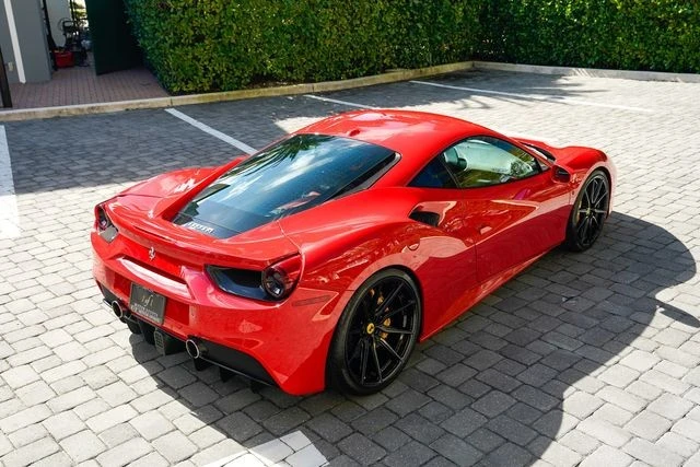 2018 Ferrari 488 GTB - Image 28 of 31
