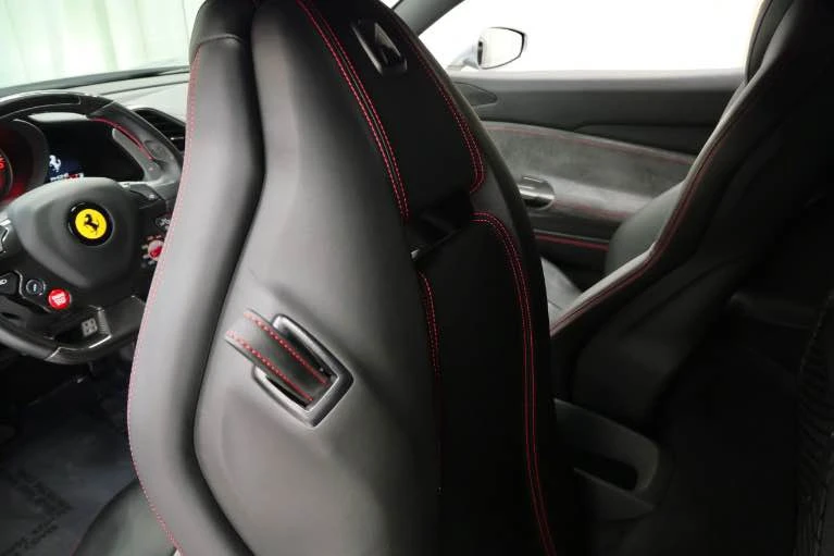 2018 Ferrari 488 GTB - Image 13 of 16