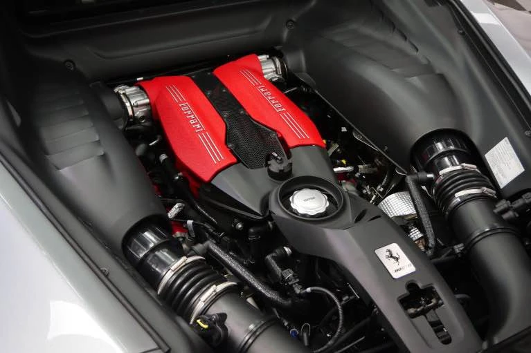 2018 Ferrari 488 GTB - Image 15 of 16