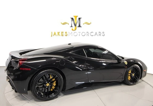 2018 Ferrari 488 GTB - Image 10 of 21