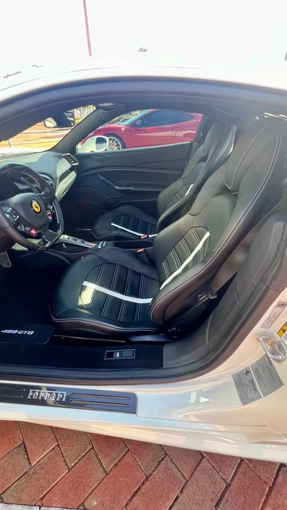 2018 Ferrari 488 GTB - Image 6 of 12
