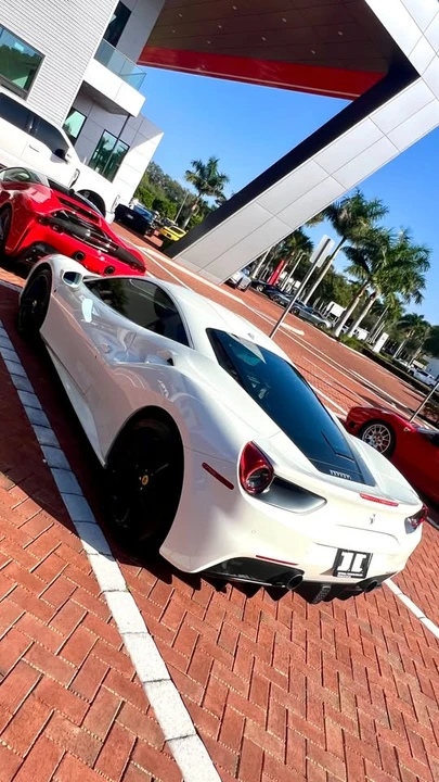 2018 Ferrari 488 GTB - Image 2 of 12
