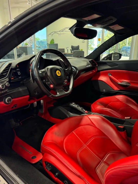 2018 Ferrari 488 GTB - Image 17 of 20