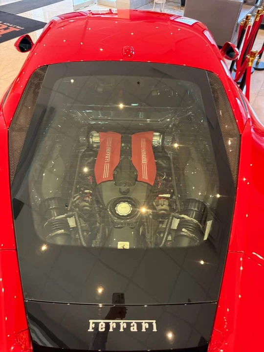 2018 Ferrari 488 GTB - Image 8 of 8