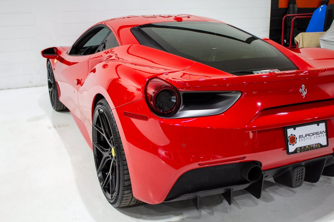 2018 Ferrari 488 GTB - Image 8 of 31