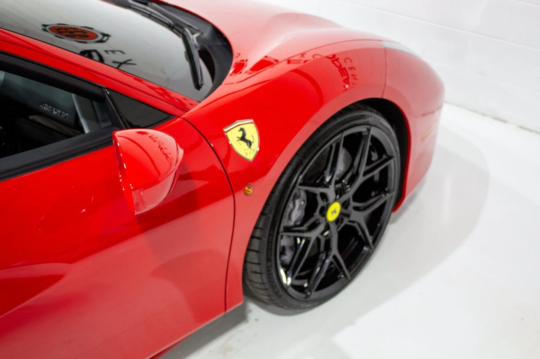 2018 Ferrari 488 GTB - Image 12 of 31