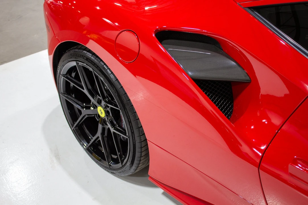 2018 Ferrari 488 GTB - Image 13 of 31