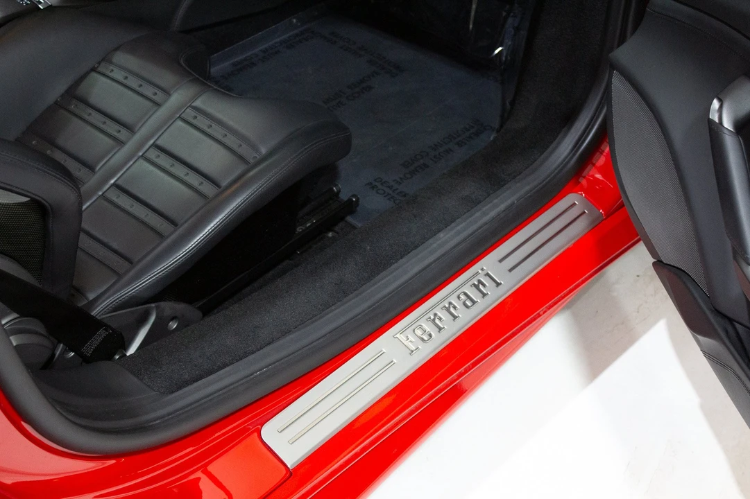 2018 Ferrari 488 GTB - Image 14 of 31