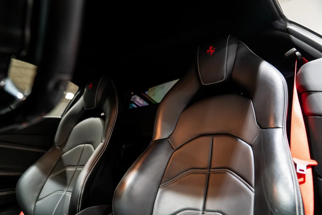 2018 Ferrari 488 GTB - Image 2 of 12