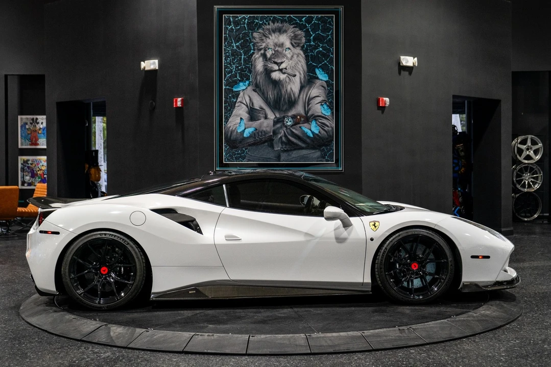 2018 Ferrari 488 GTB - Image 11 of 12