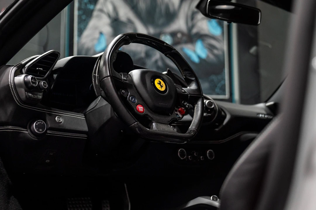 2018 Ferrari 488 GTB - Image 4 of 12