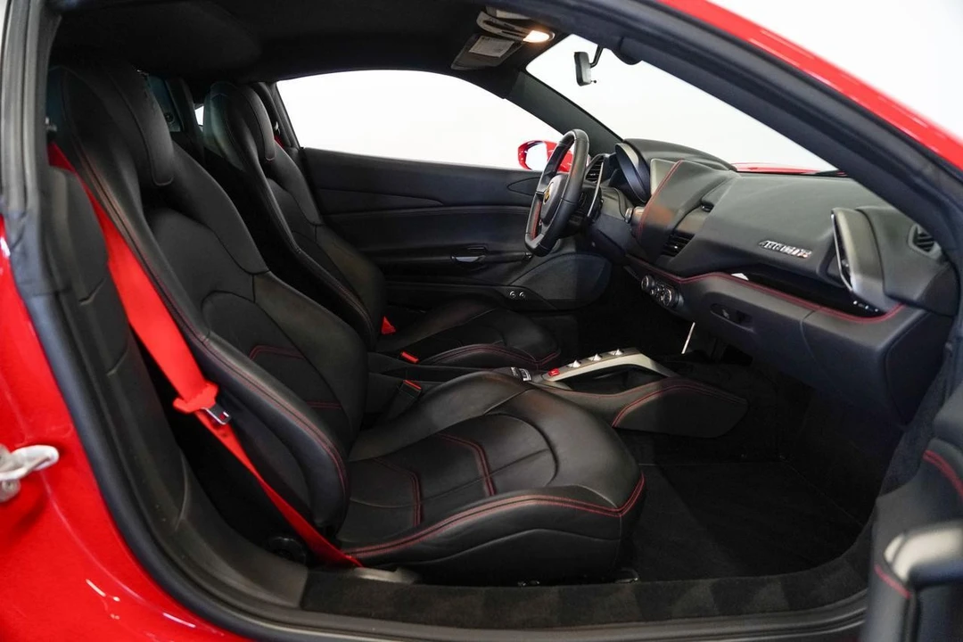 2018 Ferrari 488 GTB - Image 14 of 21