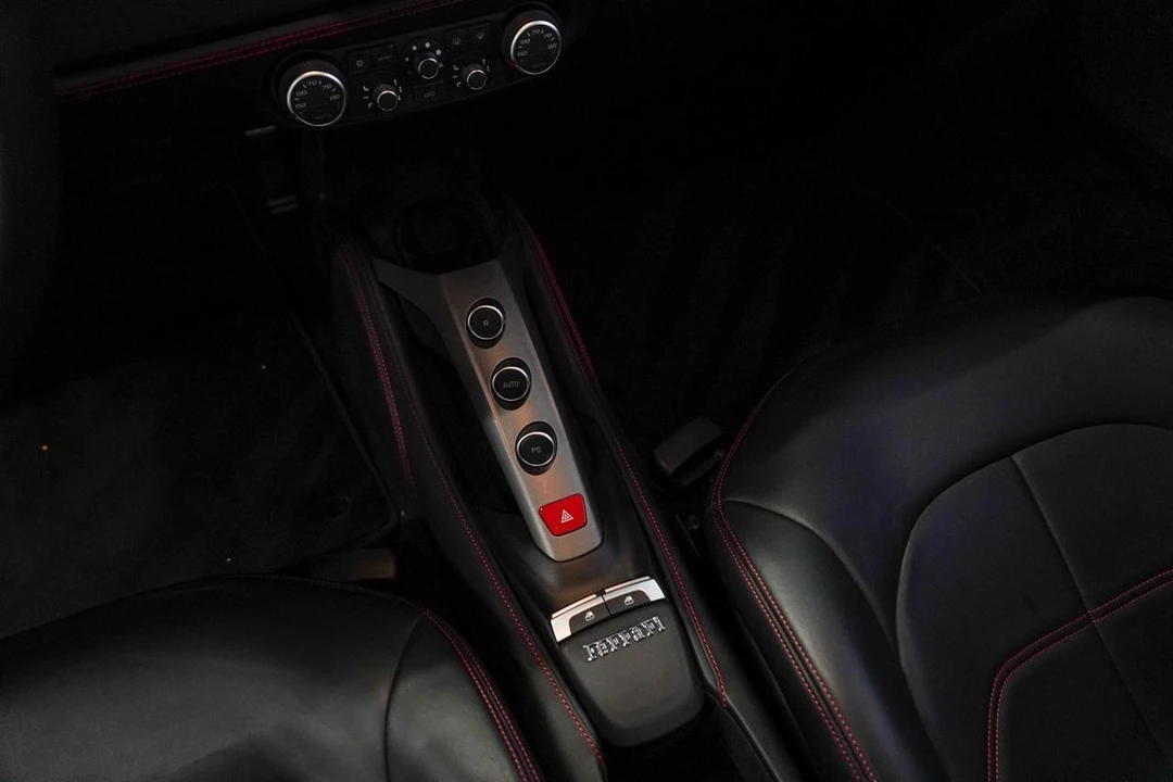 2018 Ferrari 488 GTB - Image 12 of 21
