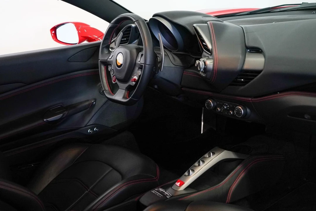 2018 Ferrari 488 GTB - Image 17 of 21