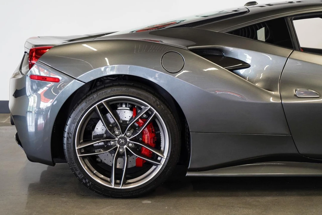 2018 Ferrari 488 GTB - Image 19 of 21