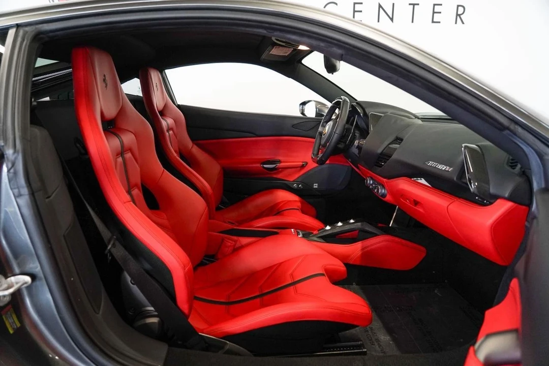 2018 Ferrari 488 GTB - Image 14 of 21