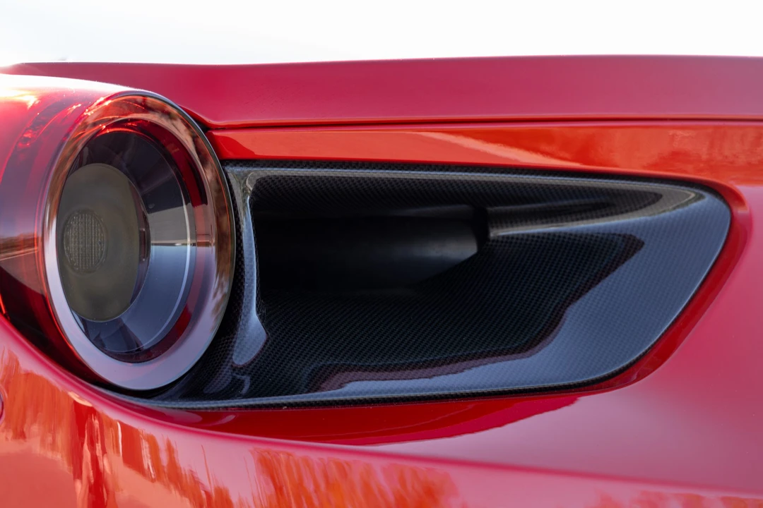 2018 Ferrari 488 GTB - Image 26 of 31