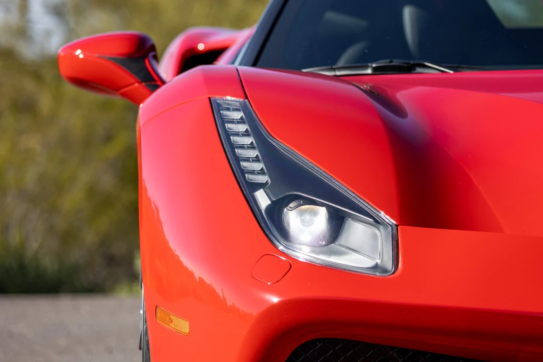 2018 Ferrari 488 GTB - Image 10 of 31