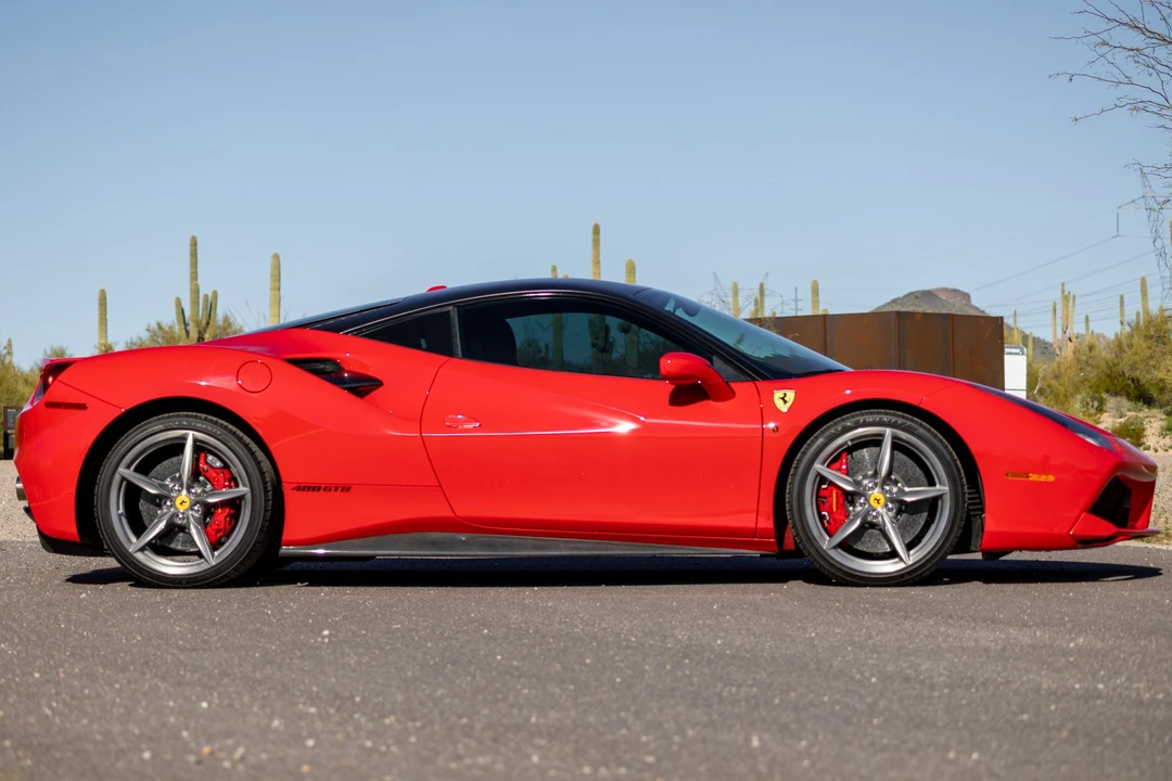 2018 Ferrari 488 GTB - Image 7 of 31
