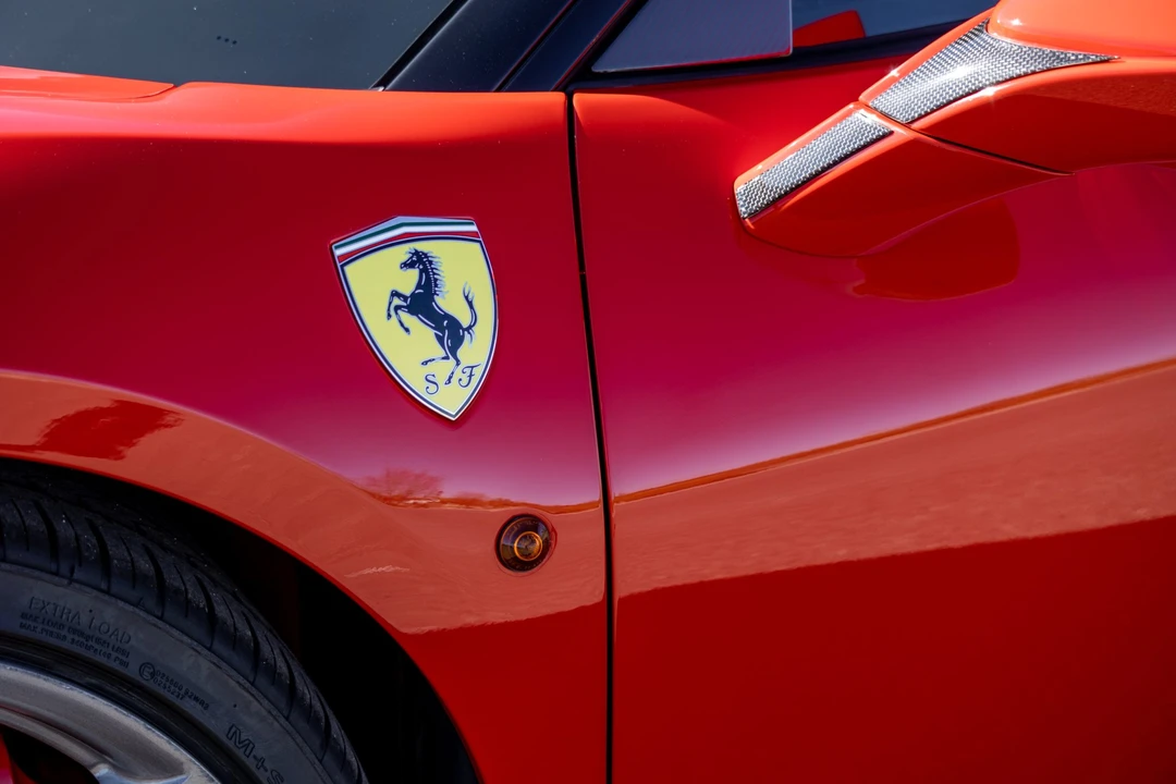 2018 Ferrari 488 GTB - Image 17 of 31