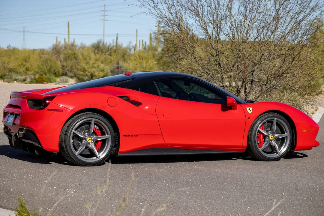 2018 Ferrari 488 GTB - Image 6 of 31