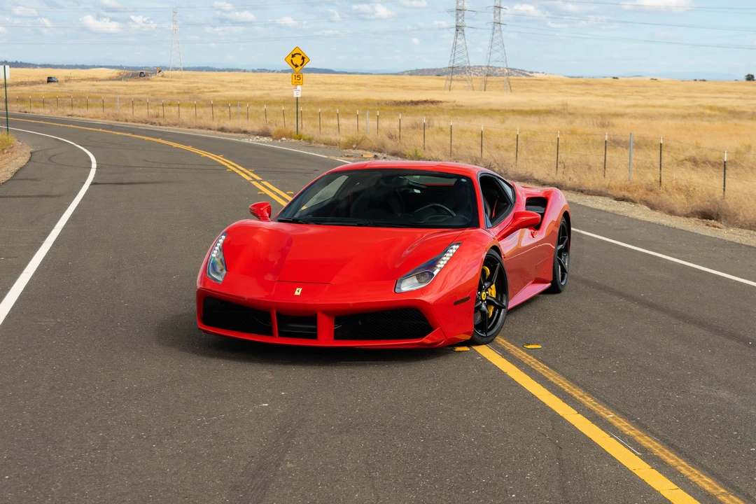 2018 Ferrari 488 GTB - Image 27 of 31