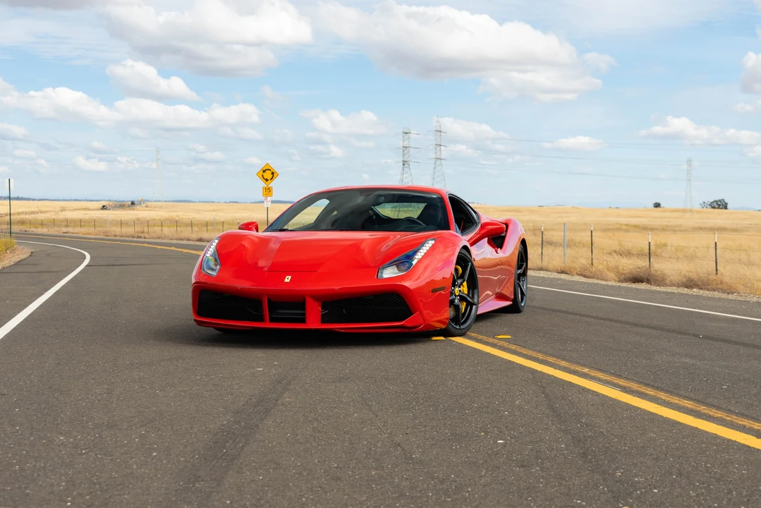 2018 Ferrari 488 GTB - Image 23 of 31