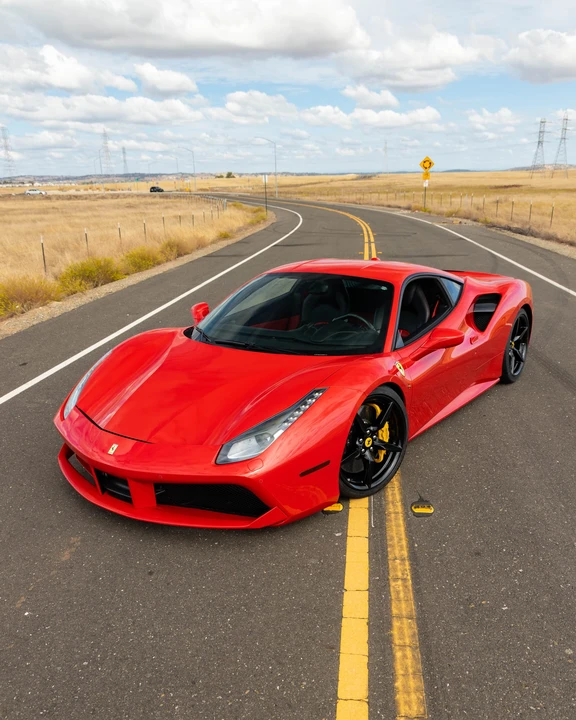 2018 Ferrari 488 GTB - Image 29 of 31